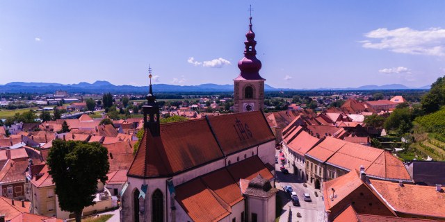 Cerkev in zvonik na Ptuju
